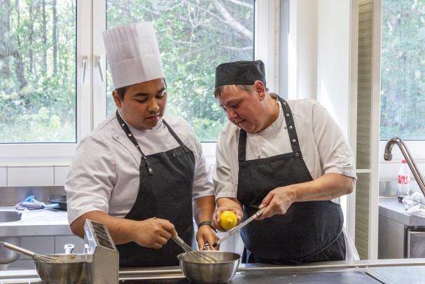 Fik vi revet for meget citronskal i? App'en indikerer, at mange kan smage en markant syrlighed i sovsen. Foto: Daniel Vendner Clausen