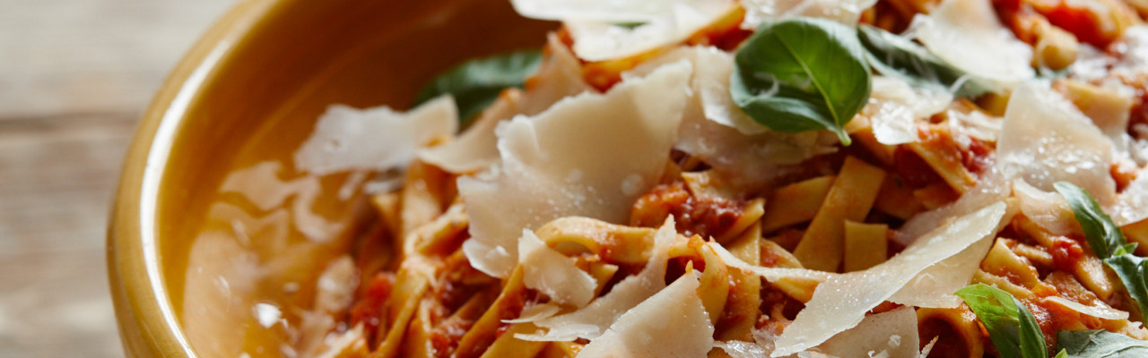 Grøn bolognese med grov pasta. Foto: Jonas Drotner Mouritsen