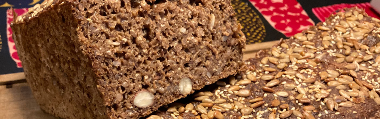 Hjemmebagt rugbrød med surdej. Foto: Johanne Hvelplund