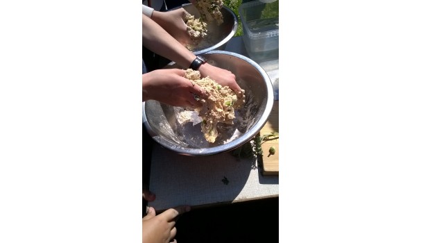 Æltning af dej til brød. Foto: Majbritt Pless Æltning af dej til brød. Foto: Majbritt Pless