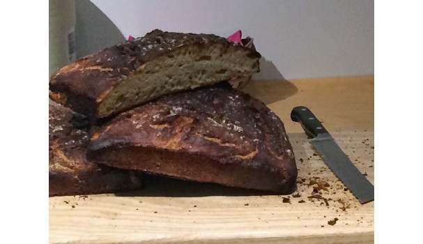 Brød bagt på ølandshvede og surdej